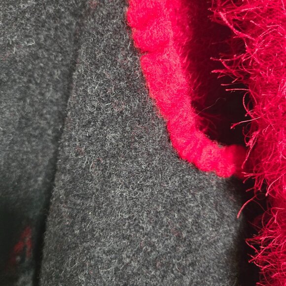 Vintage Wool Cape Poncho Vest Gray Red Roses Made In Italy Gothic Witchy Boho - Picture 12 of 15